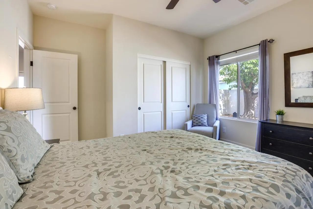 Updated Las Vegas House Patio And Solar Heated Pool United States
